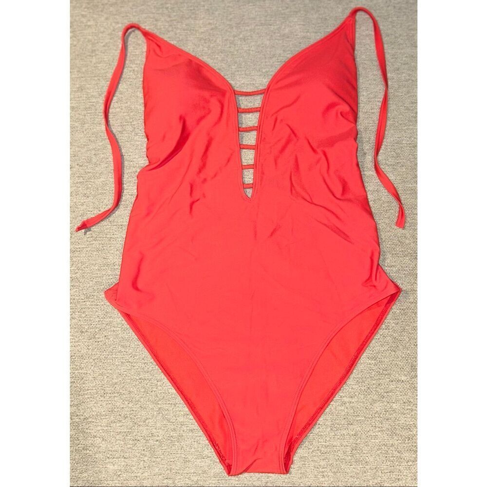 Hollister one piece bathing suit size medium